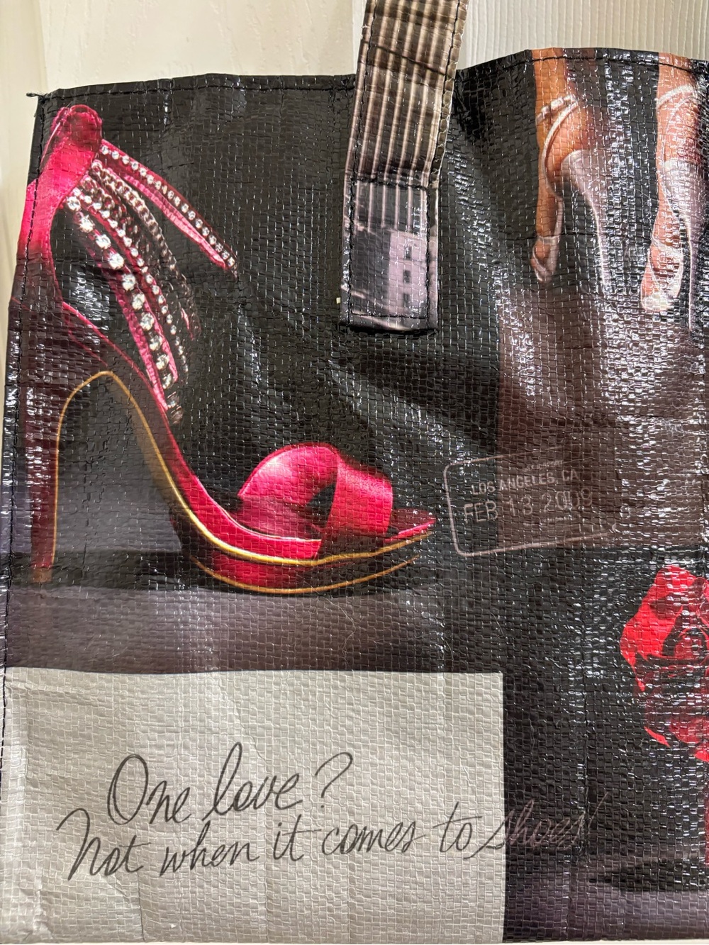 Textured shiny vinyl high heel themed shopper tote - Picture 3 of 12